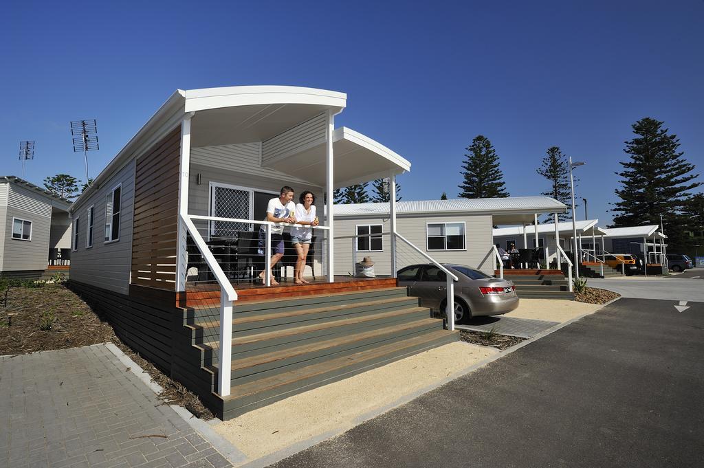 Отель Nrma Stockton Beach Holiday Park Номер фото