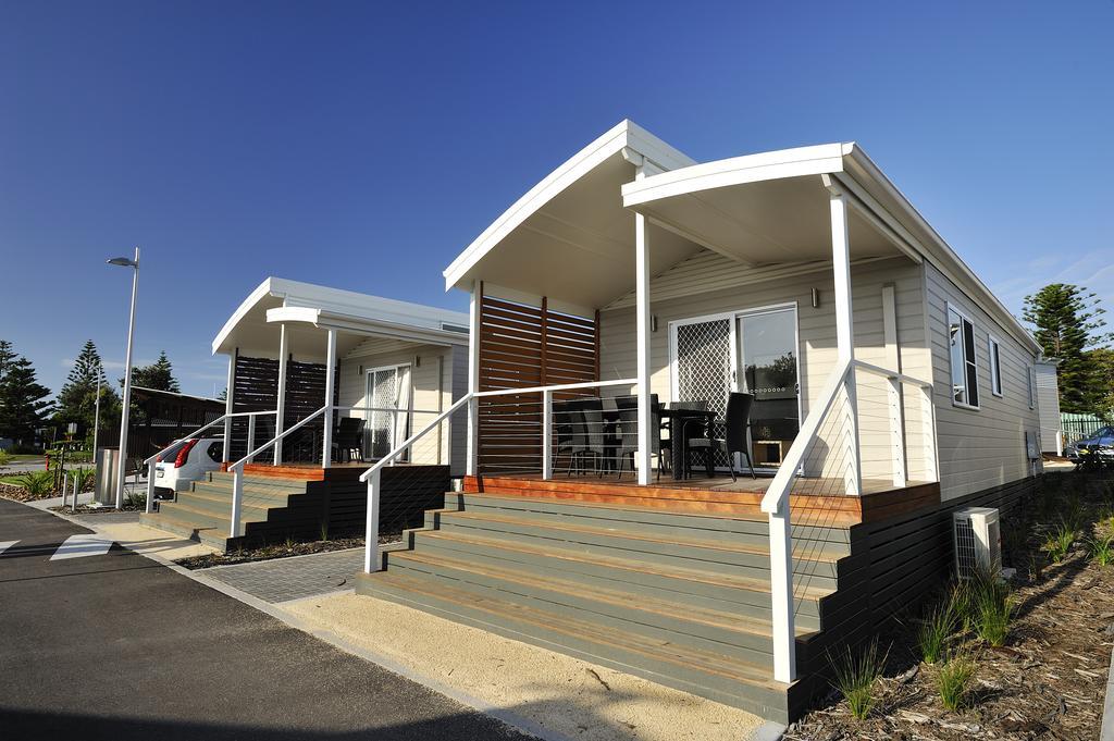 Отель Nrma Stockton Beach Holiday Park Номер фото